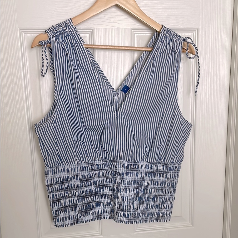Old Navy Striped Blue and White Smocked Hem Double V Tank